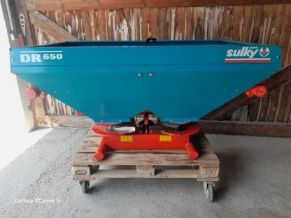 Bild 2:Sulky Düngerstreuer DR 650