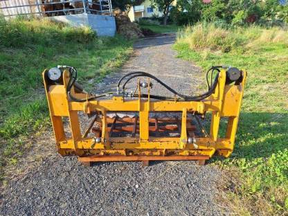 Bild 4:Mammut Ballenschneider Power Cut