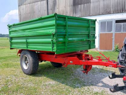 Bild 3:Kipper Dreiseitenkipper