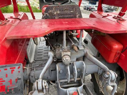 Bild 7:Traktor Lindner 320N