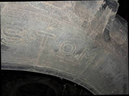 Bild 2:Traktorreifen