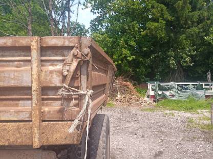 Bild 6:Alter Lastwagenanhänger