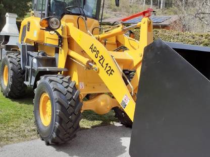 Bild 2:Radlader APS-ZL12F
