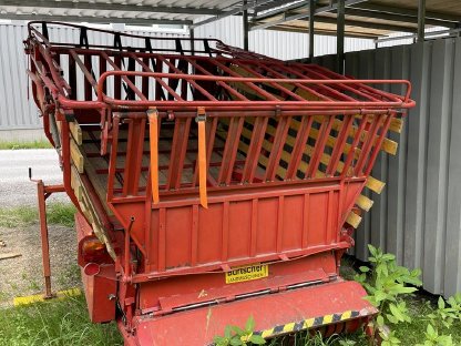 Bild 3:Trunkenpolz Ladewagen AEBI B