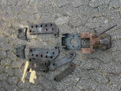 Bild 3:Cramer Zugmaul Eicher 3085/Massey Ferguson