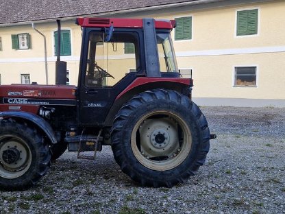 Case IH 885 XL Allradtraktor