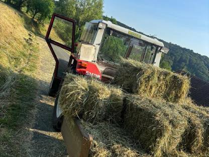 Bild 2:Heuballen 2025