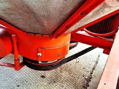 Bild 5:Pedrotti Getreidetrockner 12 t, Gas- und Ölbrenner