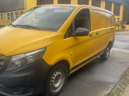 Bild 2:Mercedes Vito Transporter Bus