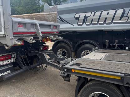 Bild 2:Goldhofer TU3