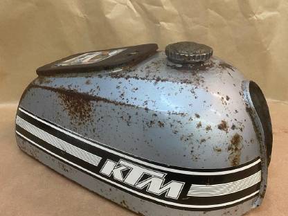 KTM Comet Cross Tank