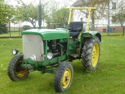 John Deere 300, Bj. 1964, TÜV 06.2025
