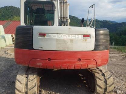 Bild 5:Bagger Takeuchi TB 1140 mit Powertilt