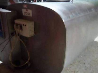 Milchtank 2.400