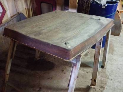 Bild 2:Schlachte Steyr 650