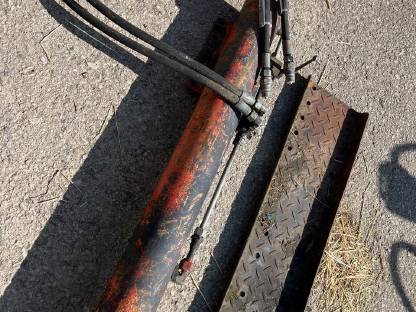 Bild 2:Hydraulischer Stützfuß