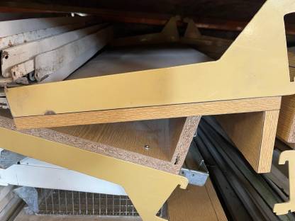 Bild 3:Metallregal Fächer und Rückwände ohne Steher