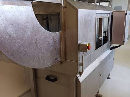 Bild 3:Kistenwaschanlage Peböck E1 E2 E3 Kisten