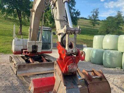 Bild 7:Bagger Takeuchi TB 1140 mit Powertilt