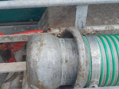 Bild 2:Güllefass Pühringer 12500 Liter
