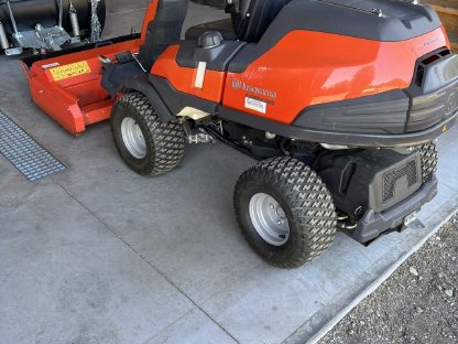 Bild 4:Husqvarna Rider R 420TsX AWD