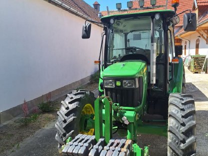 John Deere 5075E Allrad