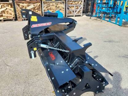 Bild 3:Agripol Messerwalze 3 m