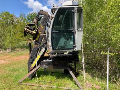 Bild 2:Forstkran Tajfun L 150Z (95)