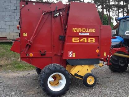 Bild 3:New Holland 648 Cropcutter Rundballenpresse
