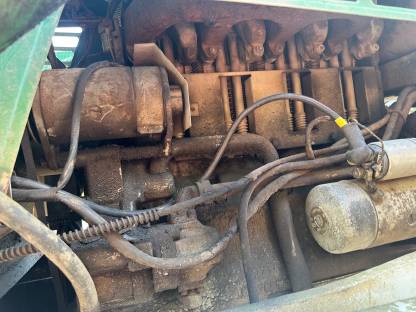 Bild 7:Deutz Fahr 6006 mit Frontlader und Lenkhilfe