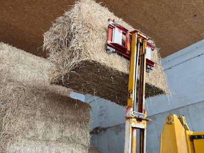 Bild 2:Staplermast für Frontlader