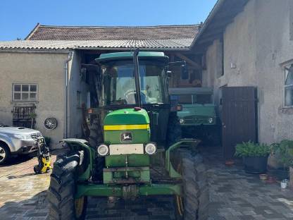 Bild 2:John Deere 2450