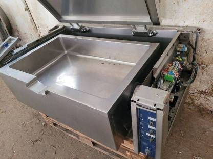 Bild 2:Brat- und Kochkessel