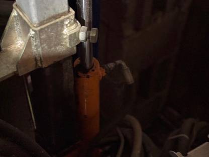 Bild 4:Laubsauger Binger EB490 doppelseitig + Hydraulikaggregat