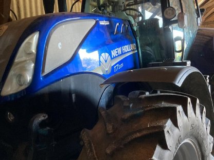 New Holland T7.225 SideWinder II