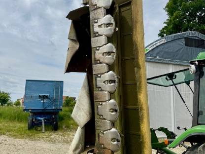 Bild 5:Mähwerk Krone AM 283 CV
