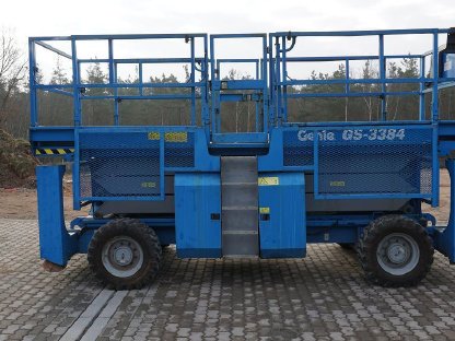 Scherenarbeitsbühne Genie GS3384 RT Allrad 4x4 Diesel 12m