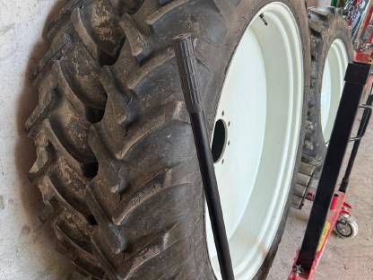 Bild 2:Pflegebereifung Steyr CVT Profi Expert