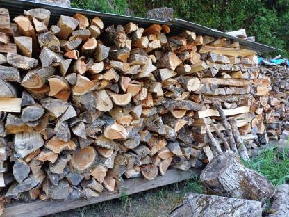 Bild 2:Scheitholz Kirsche