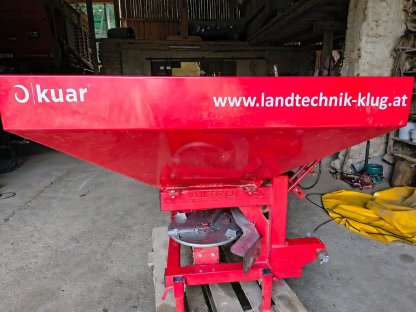 Bild 3:Düngerstreuer Altro