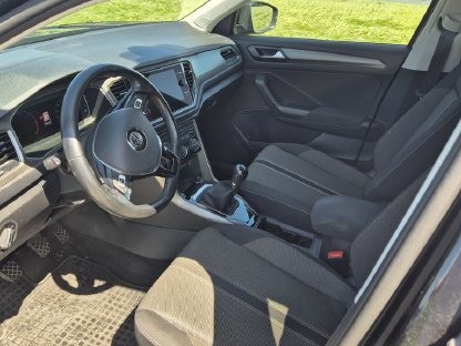 Bild 4:Verkaufe VW T-Roc Design TDI SCR, Bj. 2020, 4-türig