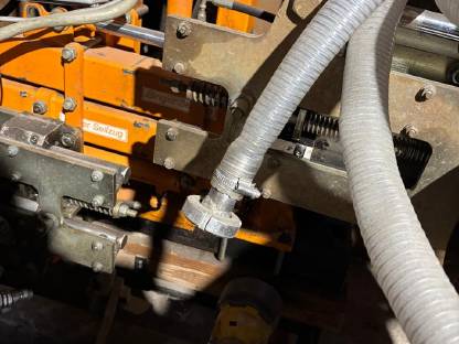 Bild 2:Laubsauger Binger EB490 doppelseitig + Hydraulikaggregat