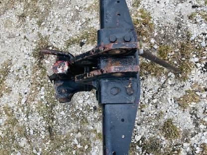 Bild 5:Schlussträger AHK Mercedes Unimog 437 U2100 1700 große Baureihe