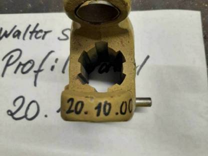 Bild 2:Walterscheid Profilgabel