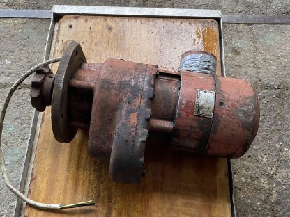 Bild 2:Getriebemotor