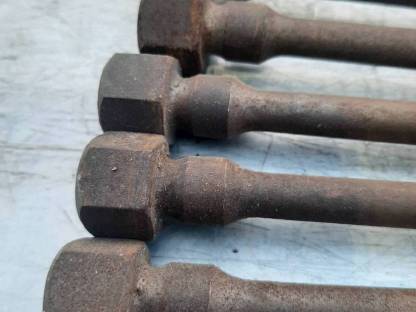 Bild 4:5 Zylinderkopfschrauben Deutz D 30