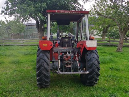 Bild 5:Lindner 1500 mit Frontlader