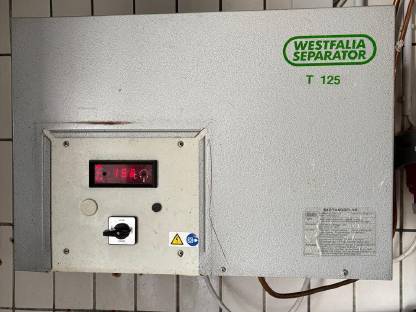 Bild 5:Milchtanks 2.100 l und 600 l