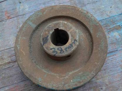 Bild 3:Riemenscheibe ev. PZ Mähwerk