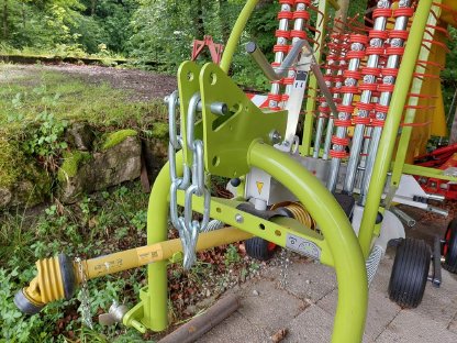 Neuer Claas Schwader Liner 370